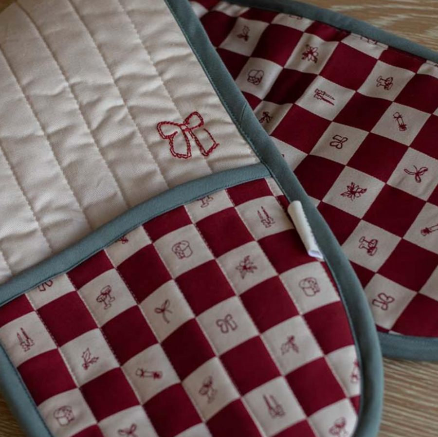 Christmas Checkerboard Oven Mitts