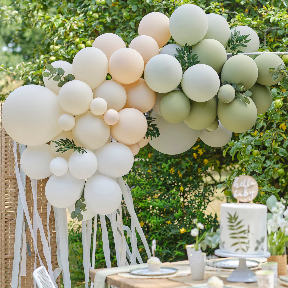 Balloon Arch With Foliage And Streamers